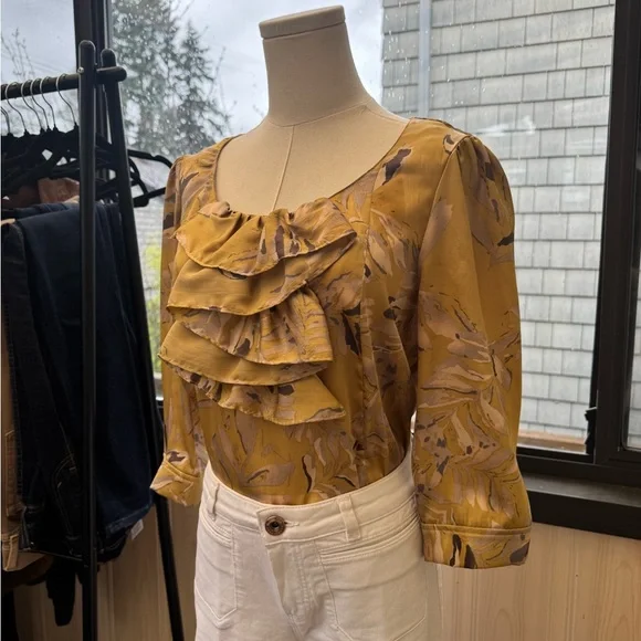 VINTAGE | Floral Ruffle Blouse - Picture 7 of 9